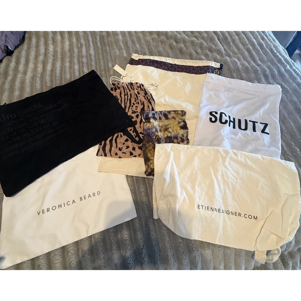 Various Dust‎ Bags